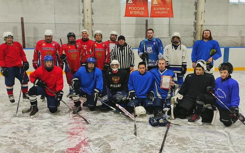 В Омсукчане открыли зимний спортивный сезон (12+)