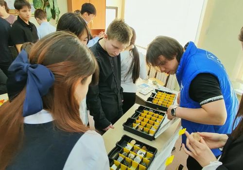 Ярмарка «Кадры Колымы» прошла в Омсукчане (12+)